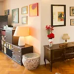 Апартаменты King Tom Street