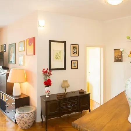 King Tom Street * Σπλιτ